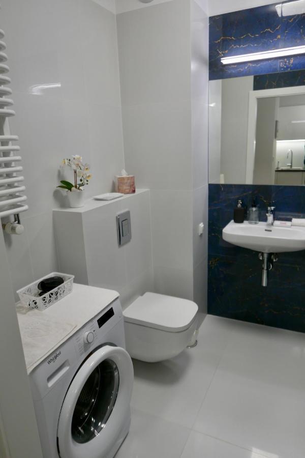 Kieslowskiego Apartment Vis-A-Vis Town Hall 바르샤바 외부 사진